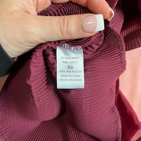 NEW Fashion Nova Adeline Ruffle Burgundy Red Bodysuit Size XS - Picture 4 of 7